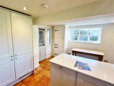 kitchen 1.3.jpg